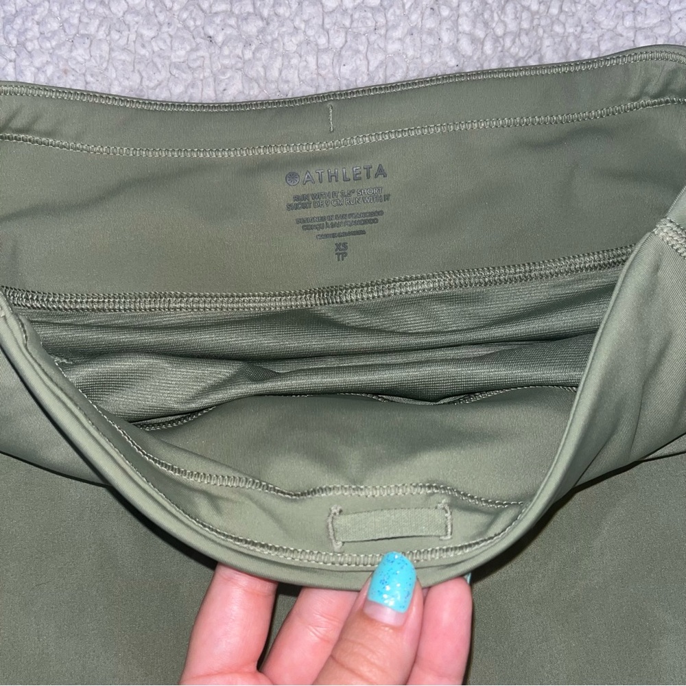 Athleta shorts - Picture 5 of 11